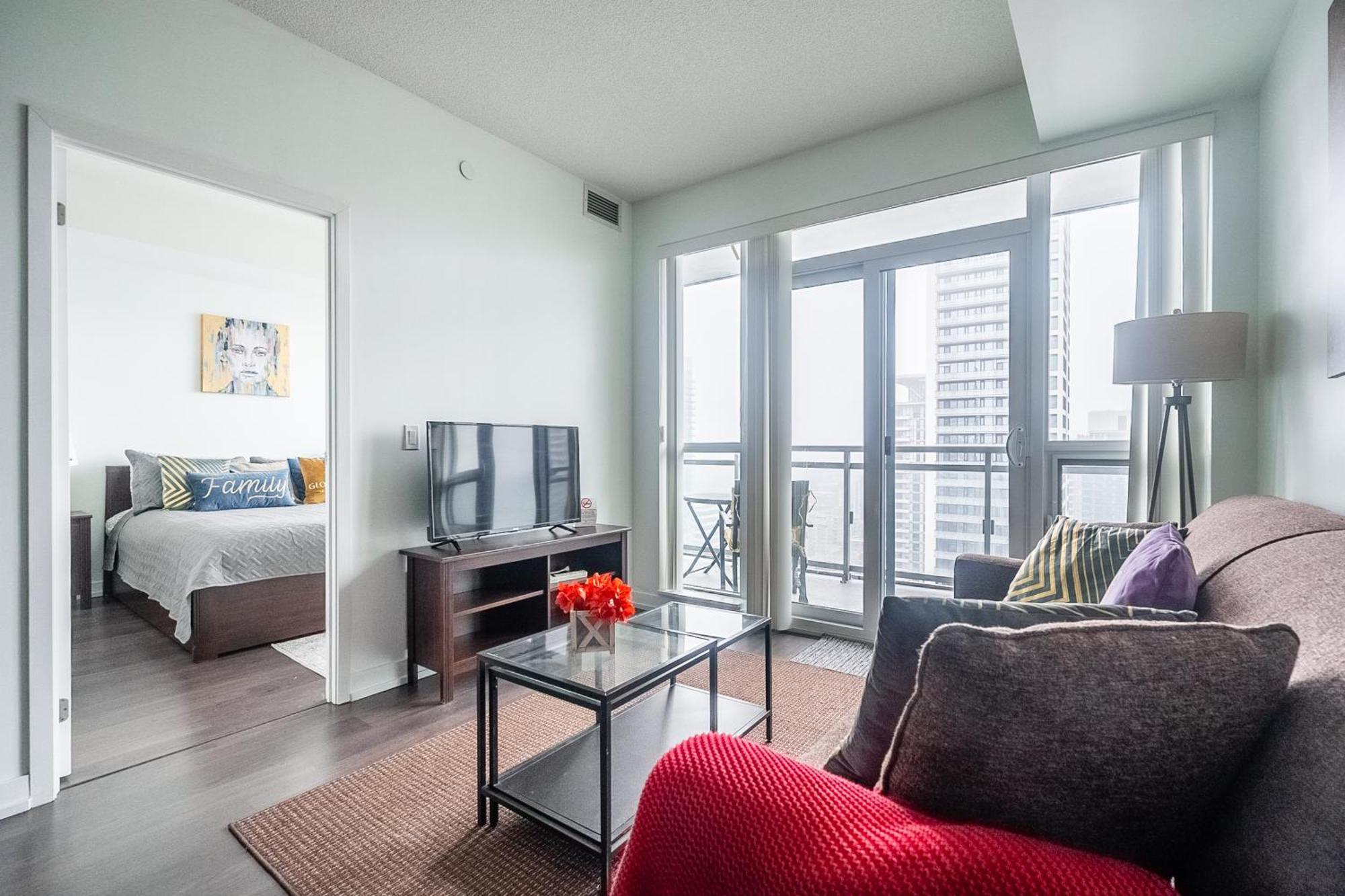 Modern Dunfield Ave Condos By Globalstay Toronto Exterior photo
