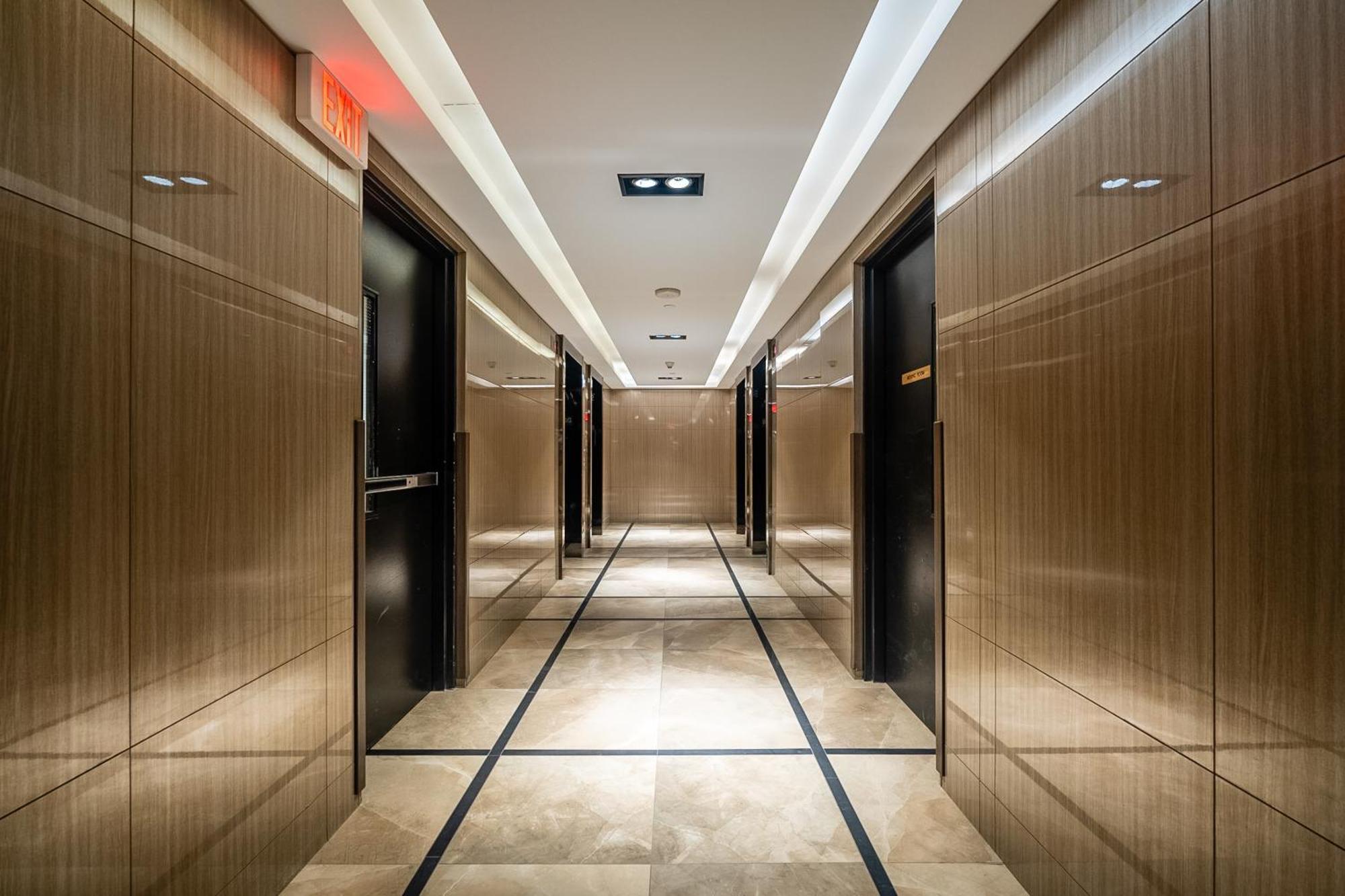 Modern Dunfield Ave Condos By Globalstay Toronto Exterior photo