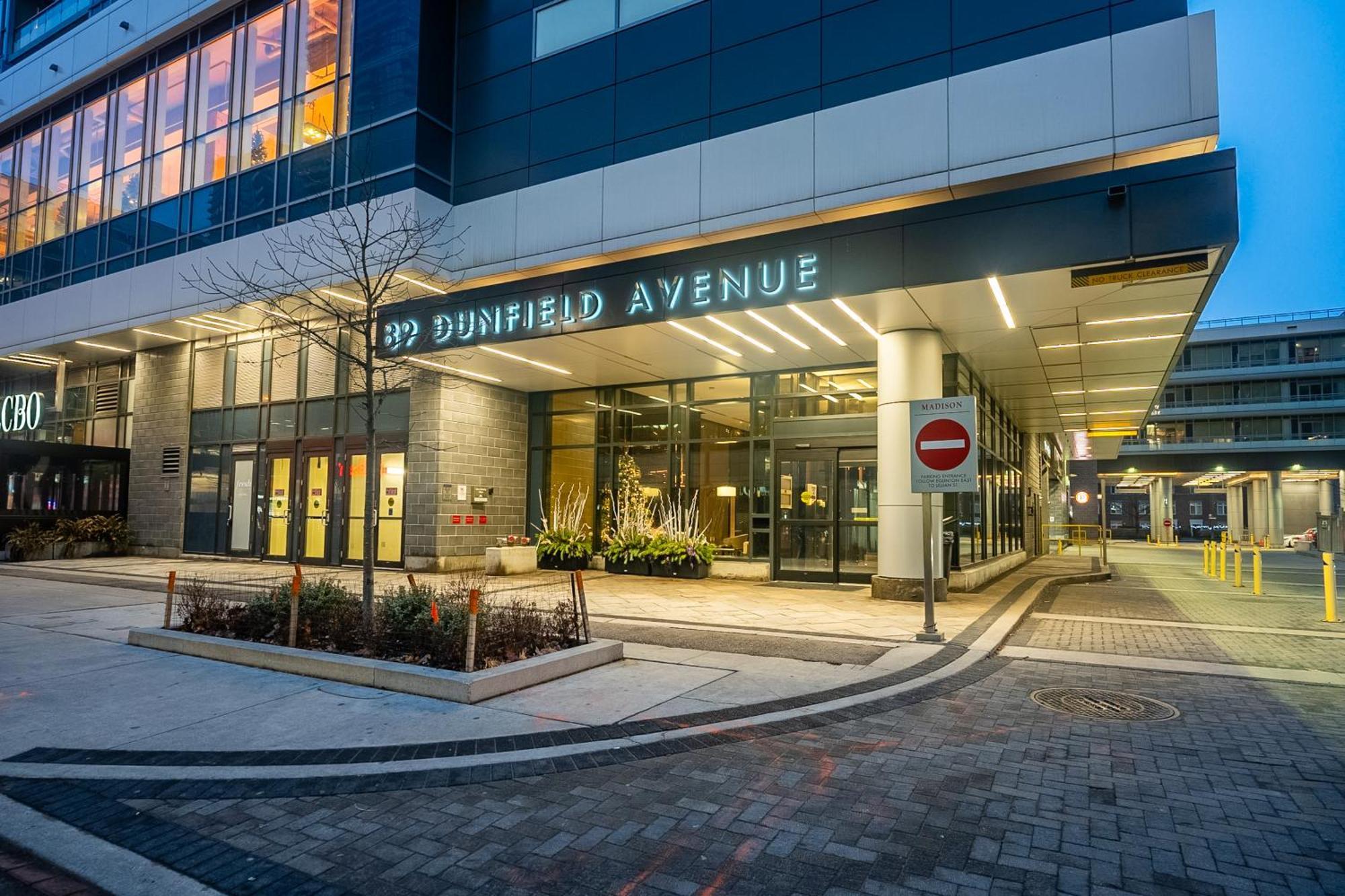 Modern Dunfield Ave Condos By Globalstay Toronto Exterior photo