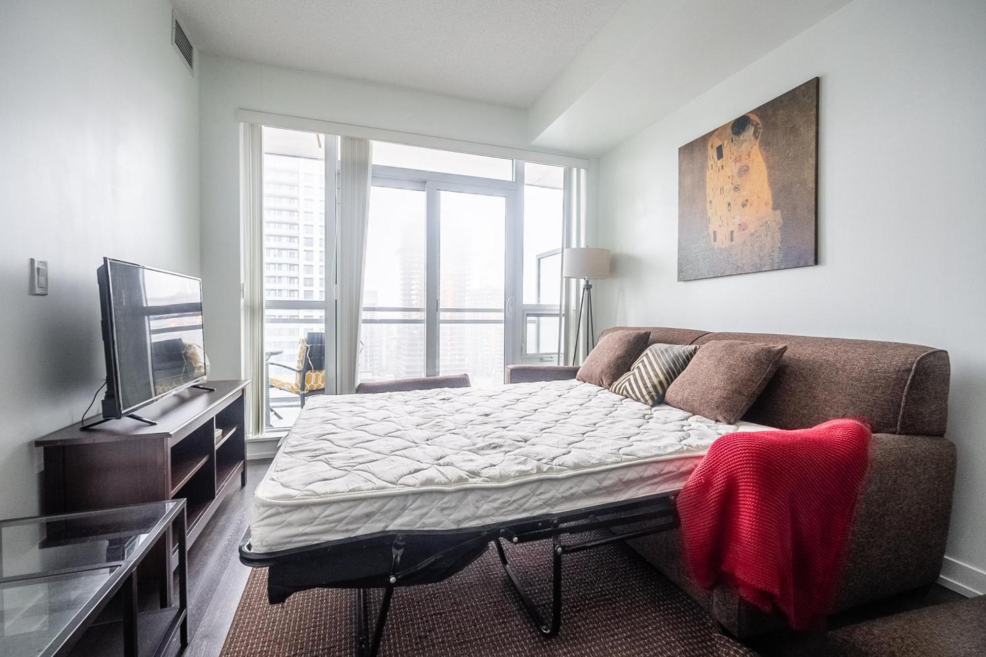 Modern Dunfield Ave Condos By Globalstay Toronto Exterior photo