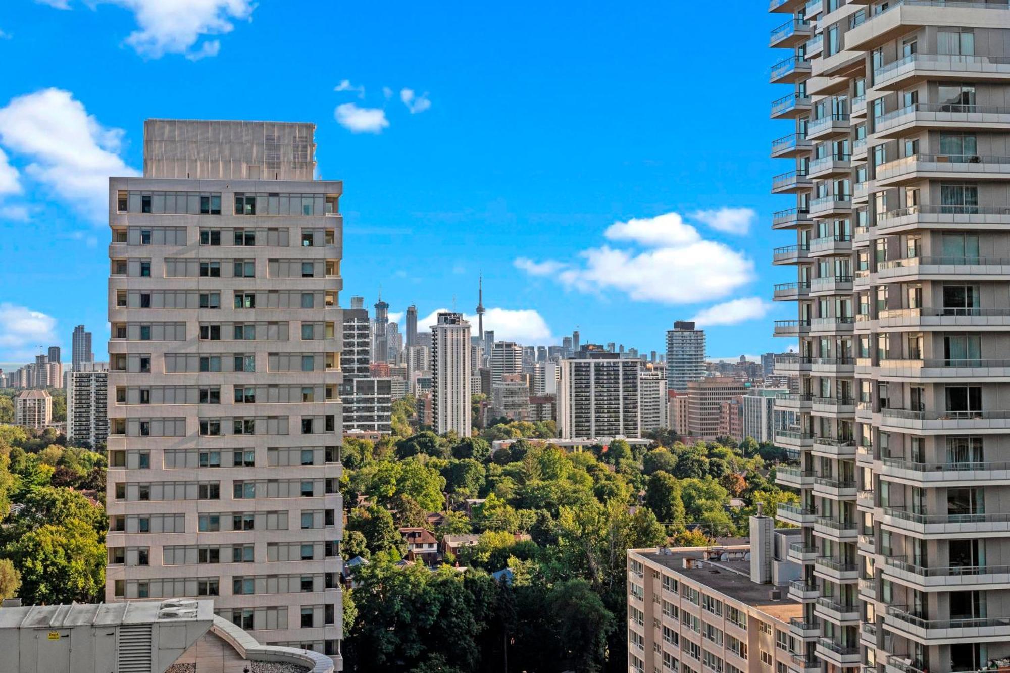 Modern Dunfield Ave Condos By Globalstay Toronto Exterior photo