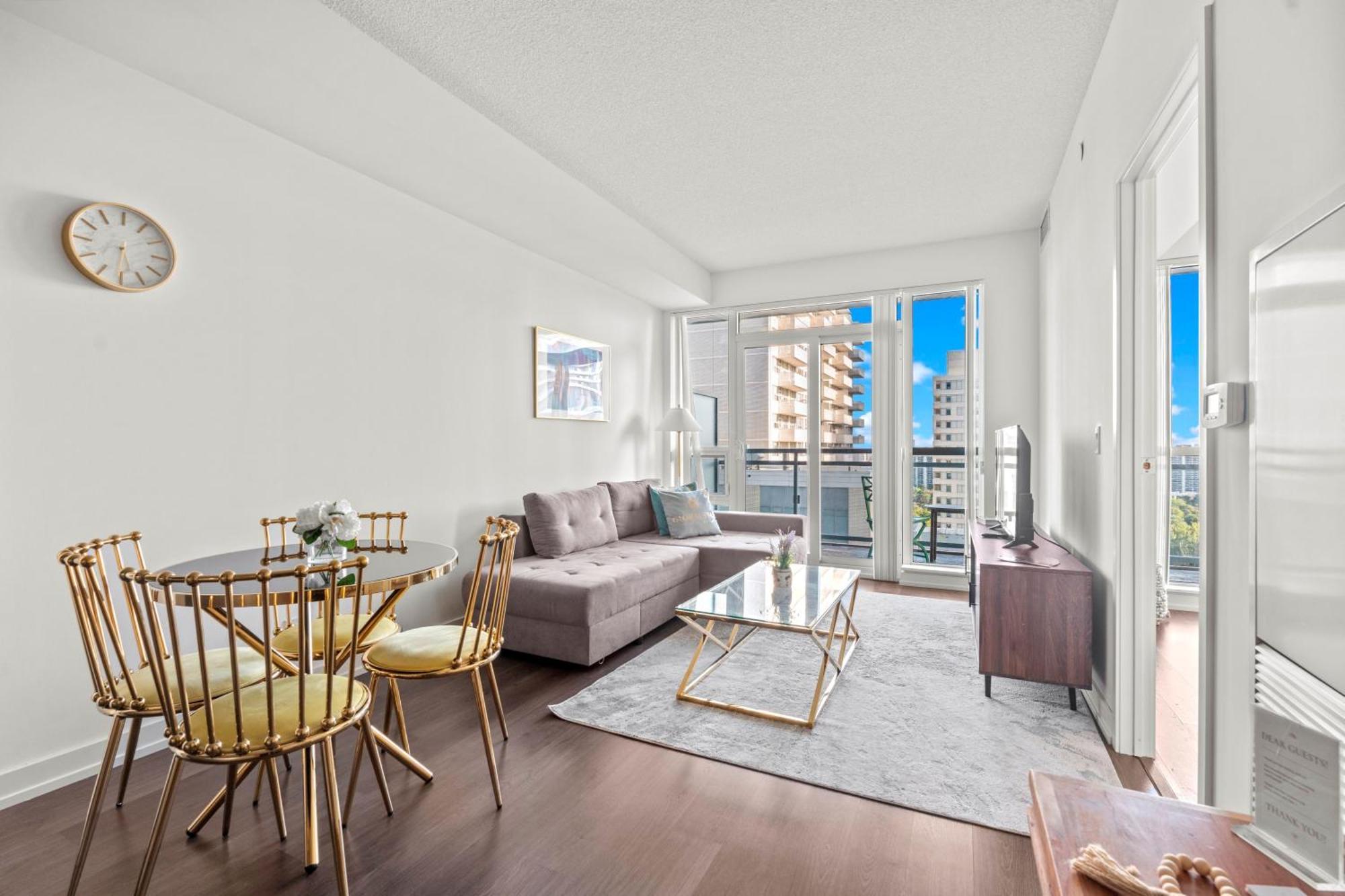 Modern Dunfield Ave Condos By Globalstay Toronto Exterior photo